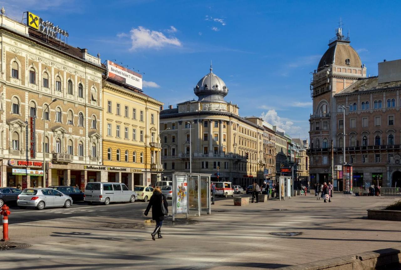 Budapest Three Cats Hostel Exterior photo