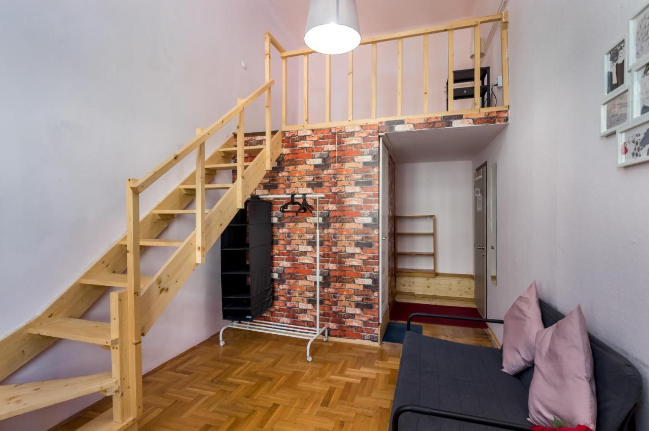 Budapest Three Cats Hostel Exterior photo